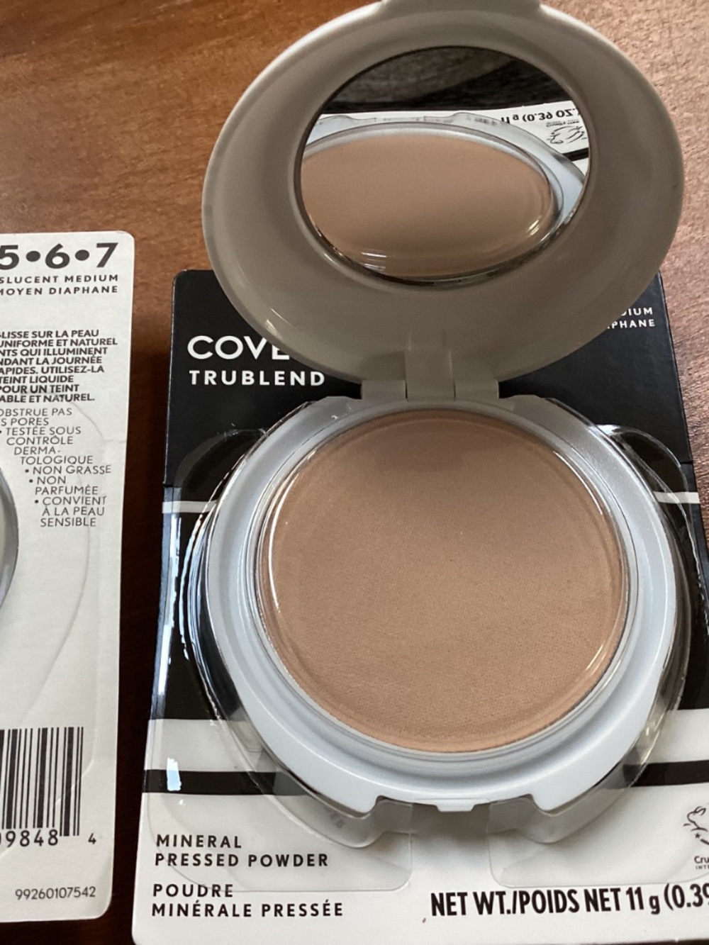 Covergirl TruBlend Mineral Pressed Powder Bundle New M5-6-7 Translucent Medium - Picture 6 of 10